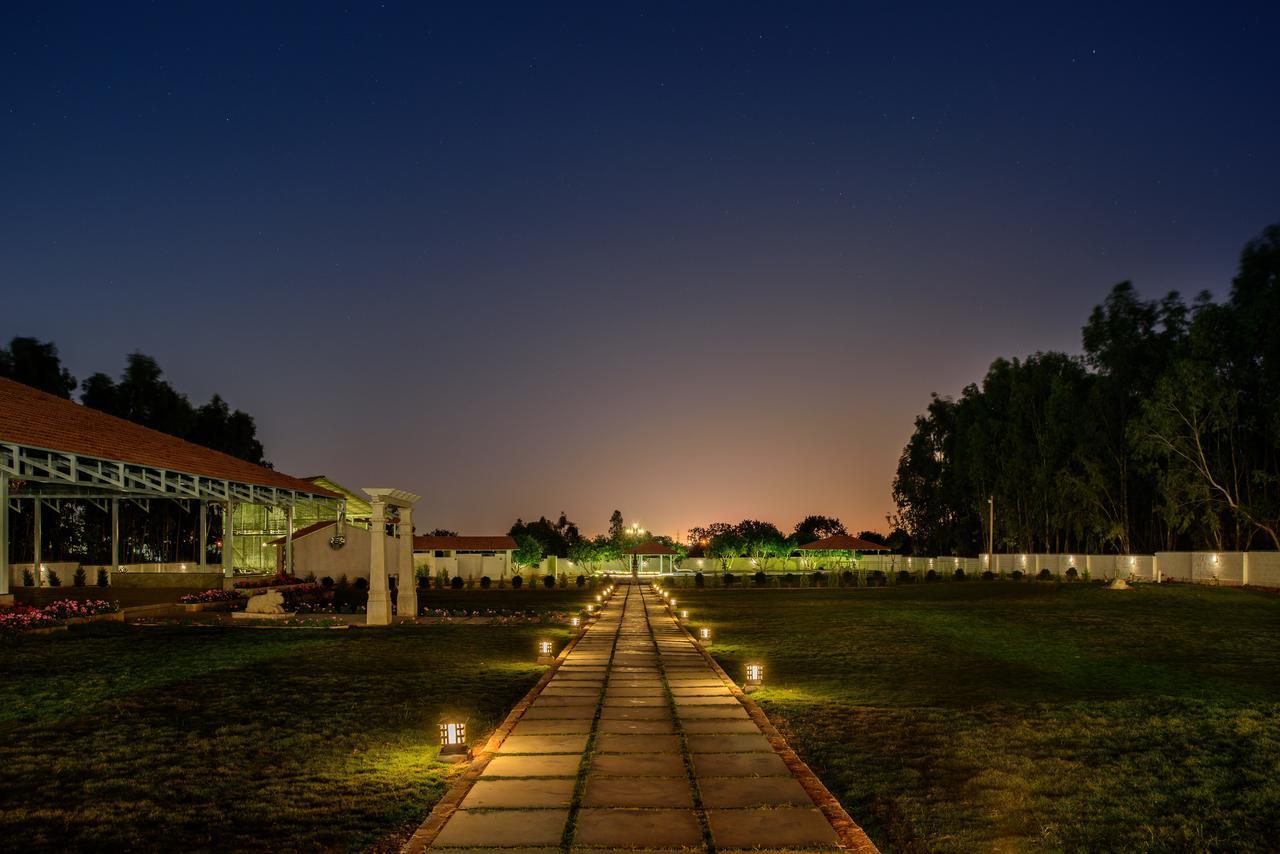 Fiestaa Resort N Events Venue Devanahalli Luaran gambar