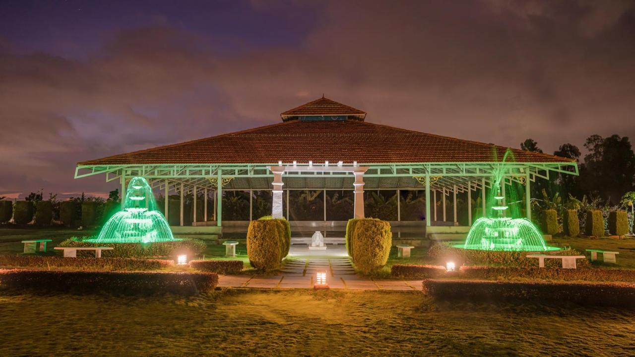 Fiestaa Resort N Events Venue Devanahalli Luaran gambar